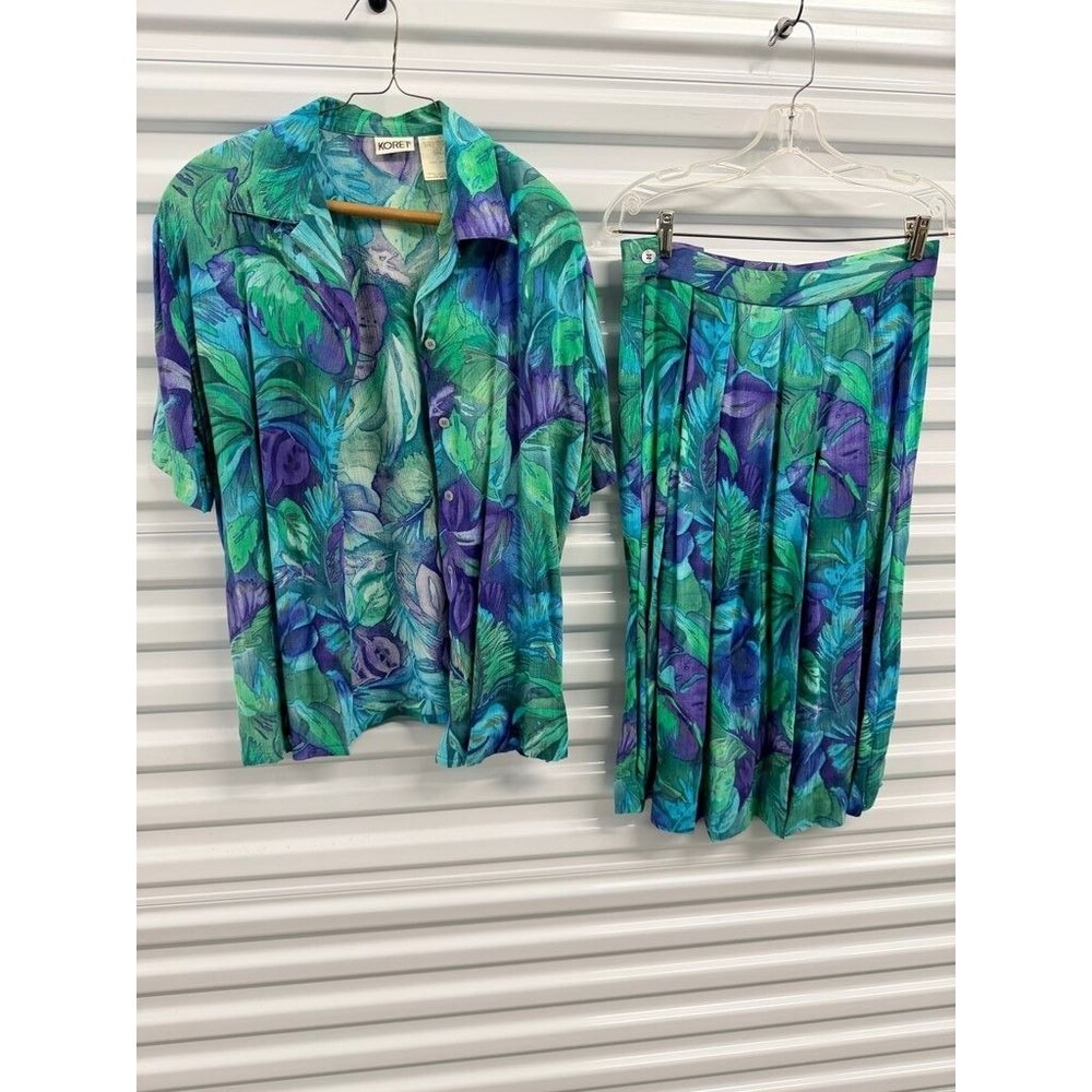 Koret Vintage Floral Shirt and Skirt Set - Size Small